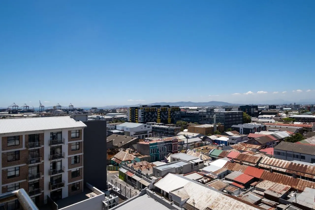 Modern Two Bedroom Unit, Mountain & Harbour Views Kapstadt Apartment