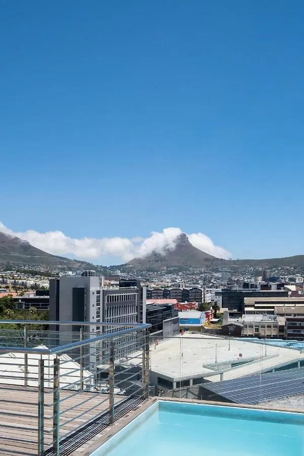 Modern Two Bedroom Unit, Mountain & Harbour Views Kapstadt